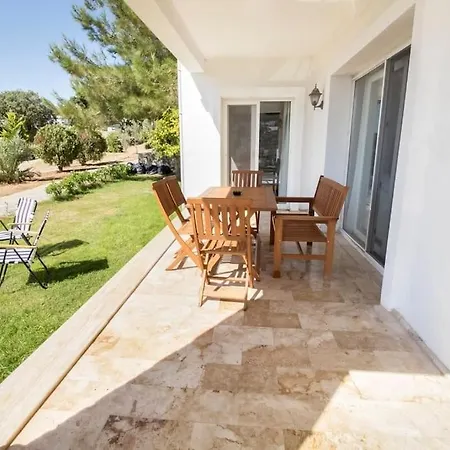 2 Bedroom House With A Fantastic View Of Guemuesluek Апартаменты *