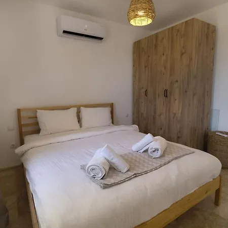2 Bedroom House With A Fantastic View Of Guemuesluek 公寓 *
